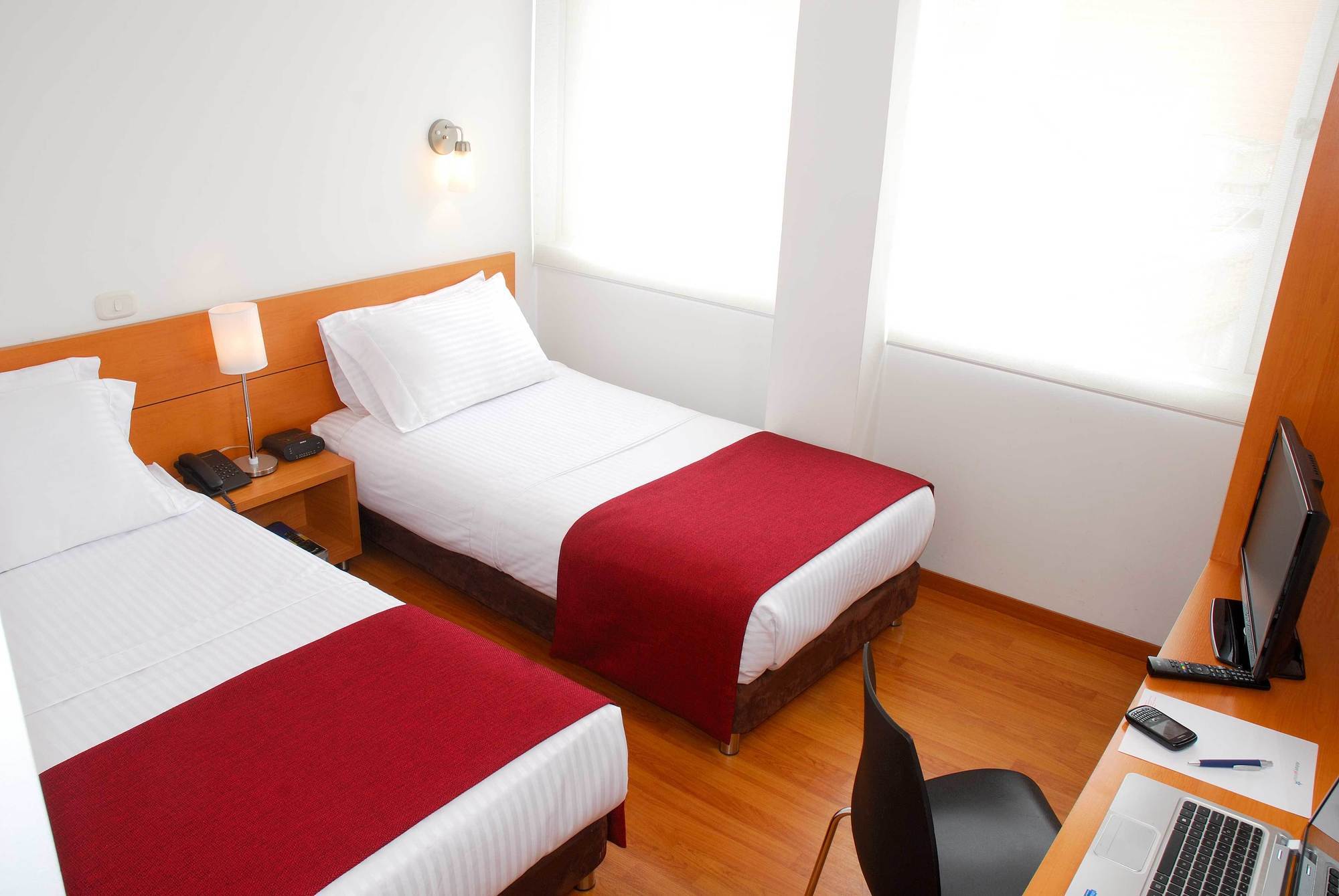 Ayenda Abitare 56 Hotel Богота Екстериор снимка